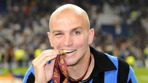 Buon Compleanno Cuchu Cambiasso Spegne 43 Candeline Gli Auguri Dell Inter