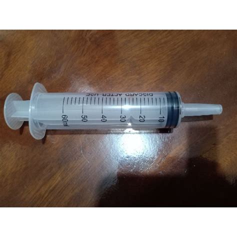 Plastic Syringe 60ml Catheter tip (Choices: short or long tip) | Shopee ...