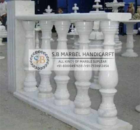 Polished White Marble Pillar Size 2 5 Feet At Rs 1000 Piece In