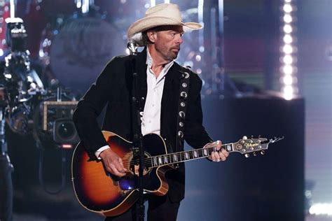 What Happened To Toby Keith Illness And Health Update