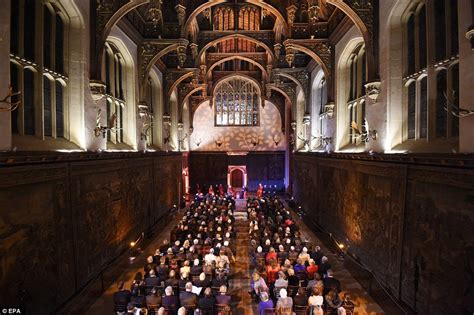 Hampton Court Palace Chapel Holds First Catholic Service Since Henry Viii Daily Mail Online