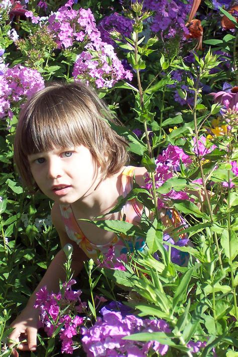 Flowergirl Hide And Seek In Grandmas Garden Jennifer Wildes Flickr