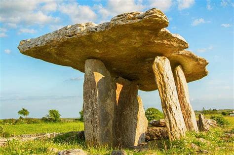 The Best Ancient Sites In Ireland (10 Historic Irish Attractions Not To Miss)