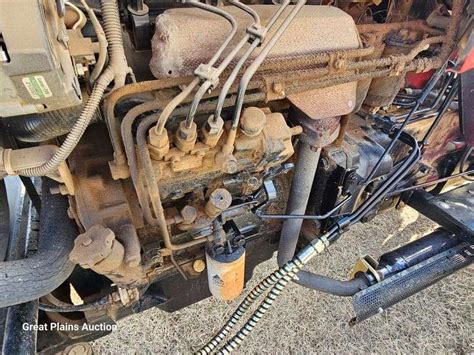 Massey Ferguson 2605 Tractor Great Plains Auction