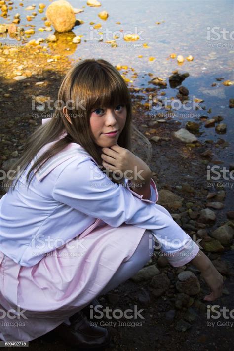 고등학생 소녀 에 바다 측 교육에 대한 스톡 사진 및 기타 이미지 교육 귀여운 긴 머리 Istock