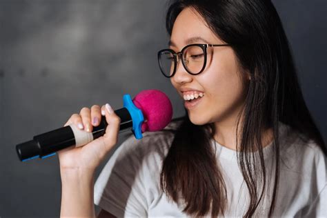 8 Rekomendasi Karaoke di Jakarta, Pilihan Lagunya Lengkap!