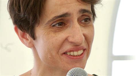 Russia Issues Arrest Warrant For U S Russian Journalist Masha Gessen