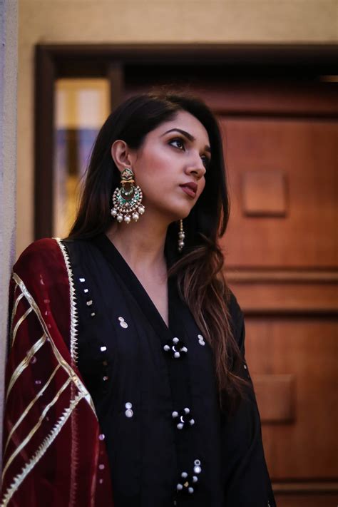 Anum Ahmed is the New Contemporary Designer on the Block - Sunday