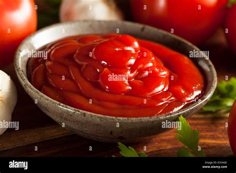 Tomato Ketchup Hi Res Stock Photography And Images Alamy