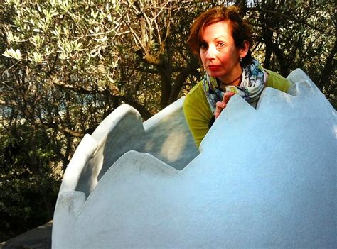 jen in Dali egg