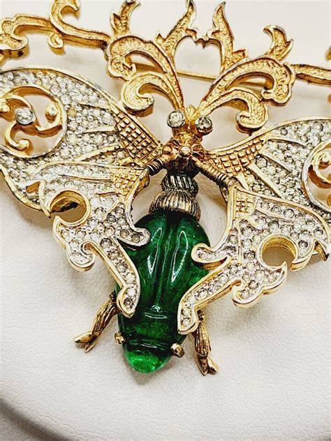 Big Butterfly Vintage Signed Trembler Rhinestone Pin By Nettie