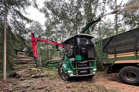 Holzhacker Im Einsatz Für Holzhackschnitzel Aus Der Region › Blunk
