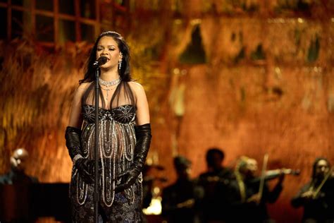 Rihanna Performs Lift Me Up At 95th Oscars Rated R B