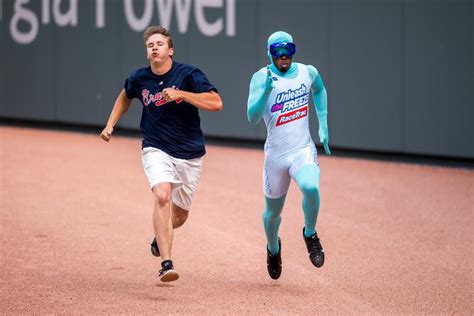 Photos The Atlanta Braves New Sensation Is ‘the Freeze