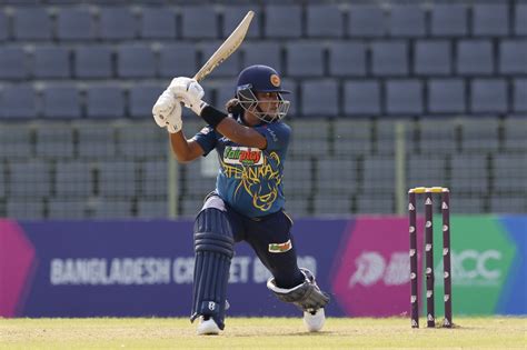 Chamari Athapaththu cuts one away | ESPNcricinfo.com