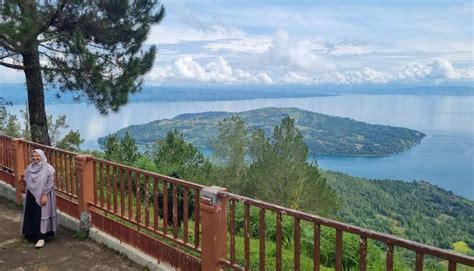 Geosite Sipinsur Manjakan Mata Dengan Panorama Danau Toba Penasultra Id