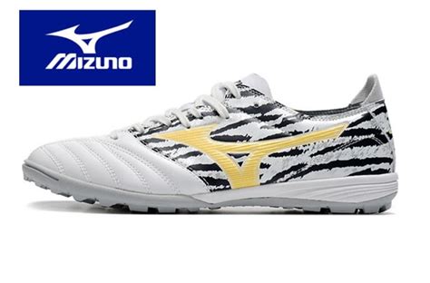 Сороконожки для футбола Mizuno, 38, черно-серый, белый - купить по ...