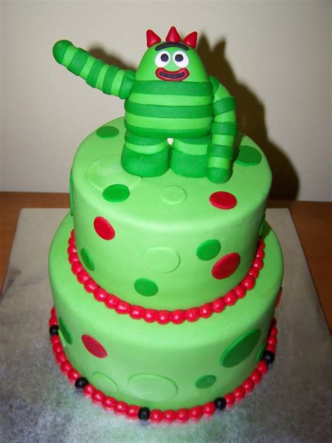 Cakes by Kristen H.: Brobee (Yo Gabba Gabba) Cake