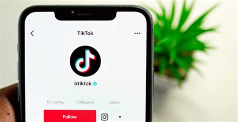 TikTok Marketing ile kosztuje reklama i jak ją zrobić