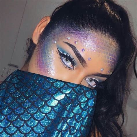 Pin By Alma González On Maquillaje Para Halloween Mermaid Makeup Halloween Makeup Looks