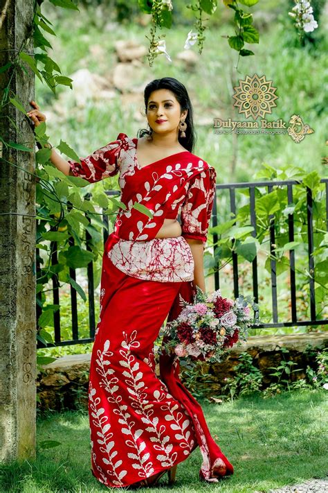 Dulyaana Bathik Dulyana Bathik 🇱🇰 Batik Giriulla
