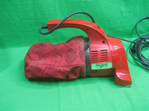 Vintage Dirt Devil Handheld Vacuum Model 103 Made In Usa Royal Vacuum
