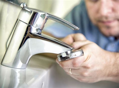 douche Erreur Longue réparer un robinet de cuisine mur essence Couvert