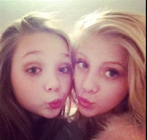 Maddie Ziegler And Paige Hyland Signature Pose