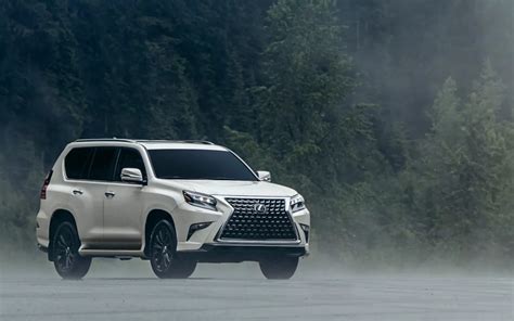 Comparison Lexus Gx 460 Black Line 2022 Vs Lexus Gx 460 Black
