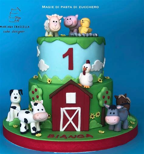 Farmyard Cake Decorated Cake By Mariana Frascella Cakesdecor