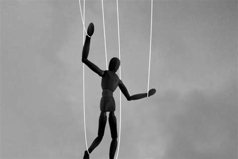 100 Best Songs About Control - Spinditty