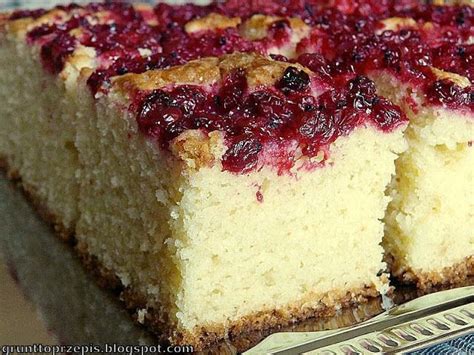 Kubeczkowe ciasto jogurtowe z czerwoną porzeczką Desserts Food Baking