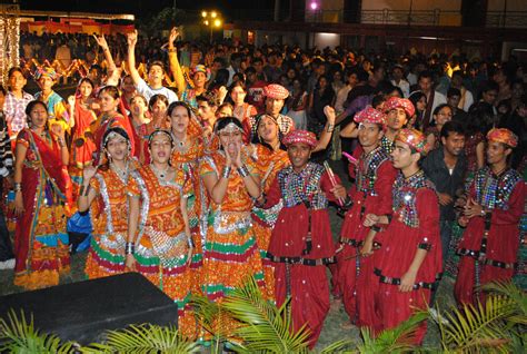 Vindhya Institute of Technology and Science, Indore: Garba Raas ( Our ...