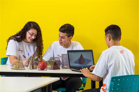 Escola Firjan SESI abre mais de 2 mil vagas gratuitas para Ensino Médio