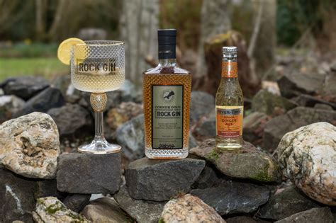 Classic Gold Rock Cornish Rock Gin