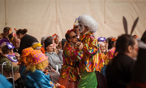 Mais De Uma Centena De Seniores Celebraram O Carnaval Das IPSS S