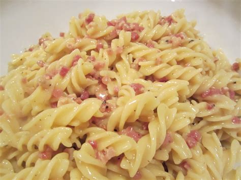 Lisa S Dinnertime Dish Pasta Carbonara Simple And Delicious