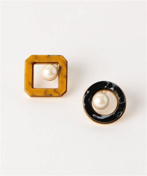 Ader（アデル）の「 Ader Bijoux Retro フェイクパールイヤリング アデル ビジュー（イヤリング）」 Wear