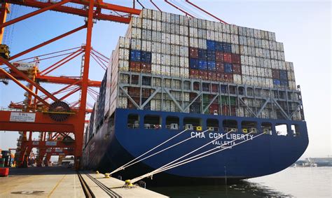 Llega A Manzanillo El Primer Barco Portacontenedores Propulsado Por GNL