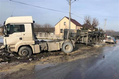 Region Kolejny Niebezpieczny Wypadek Ci Ar Wki W Okolicy