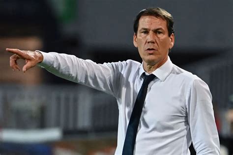 Napoli Rudi Garcia Ringrazia I Tifosi Per L Accoglienza Foto Cip