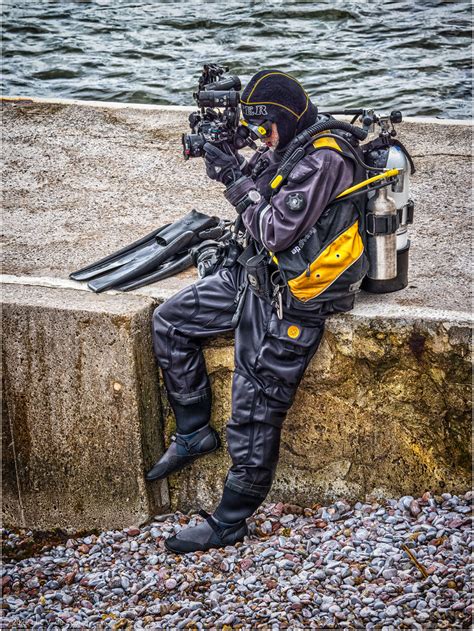 Preparing For The Dive Plymouth England Luc V De Zeeuw Flickr