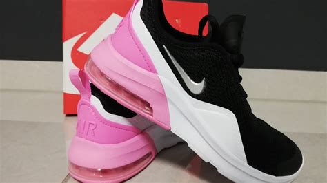 Nike AIR MAX MOTION 2 (GS) - YouTube