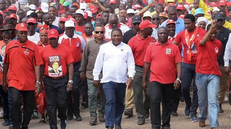 Filipe Nyusi é candidato único á presidência da Frelimo para os