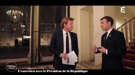 Interview D Emmanuel Macron Jean Jacques Bourdin Pousse Un Coup De