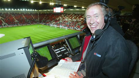 Sports Commentator