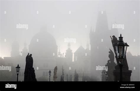 Charles Bridge Prague Fog Hi Res Stock Photography And Images Alamy