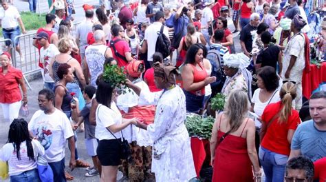 Cariocas Festejam São Jorge Rio De Janeiro O Dia