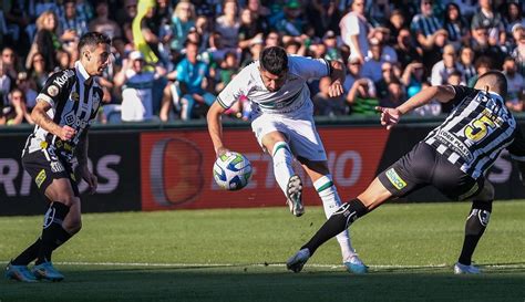 Atuações do Santos contra o Coritiba mais um jogo ruim do time de