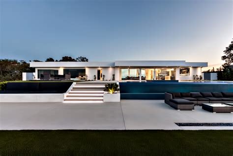 Beverly Hills Modern – 13727 Mulholland Dr, Beverly Hills, CA, USA ...